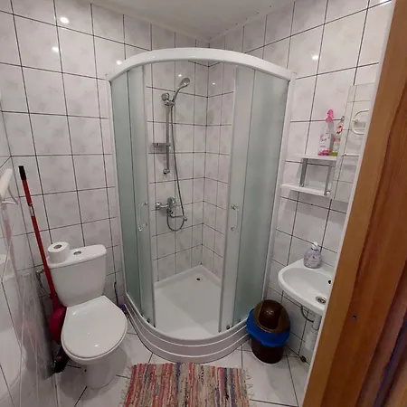 Butai Prie Mokyklos Apartment